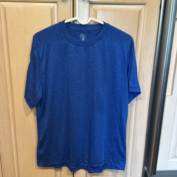 Stio Men’s short sleeve t-shirt bundle - Picture 4 of 6